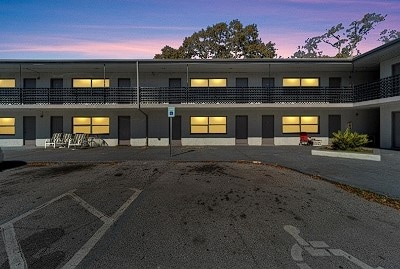 Building Photo - 2475 18th Ave S Rental