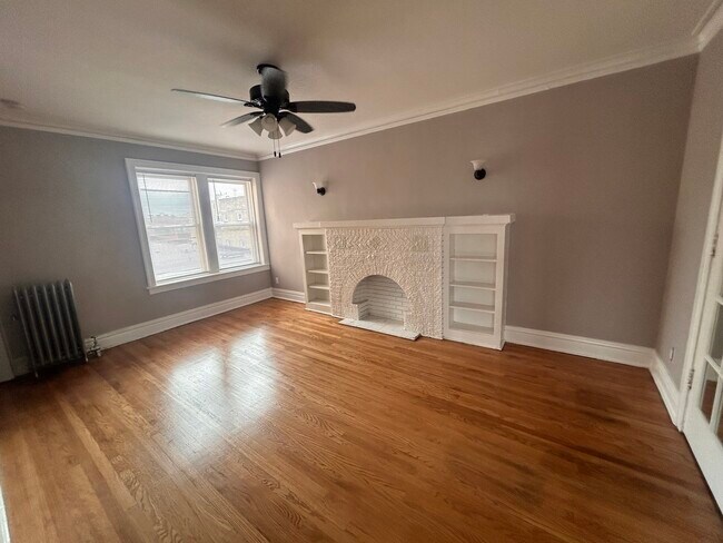 Photo - 4664 N Spaulding Ave