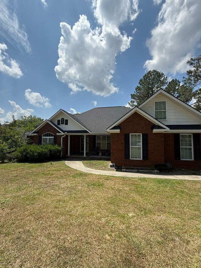 Photo - 1205 Columbus Dr House
