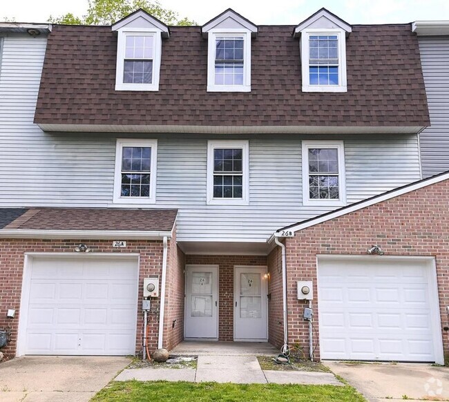 Building Photo - 26 Hampton Gate Dr Unit B Rental