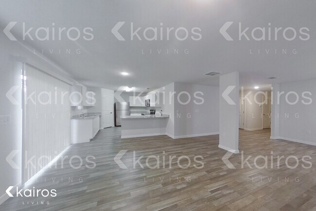 Photo - 1787 Lawn Ave