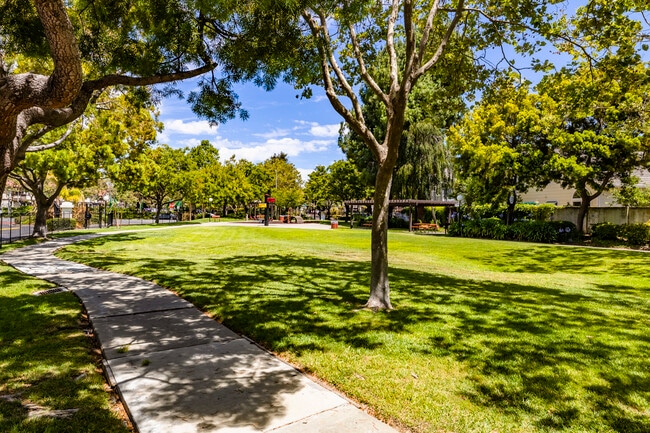 Ardenwood Forest Rental Condos
