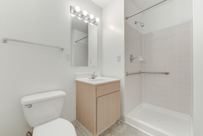 Photo - Cascades Village