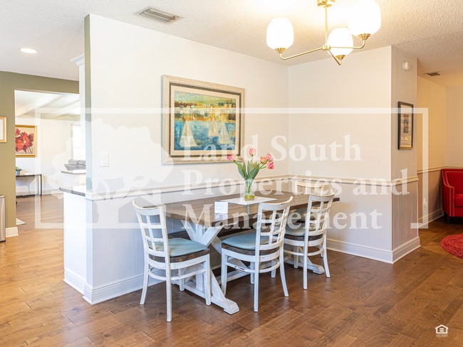 Photo - Charming Furnished Home in the Heart of Lakeland