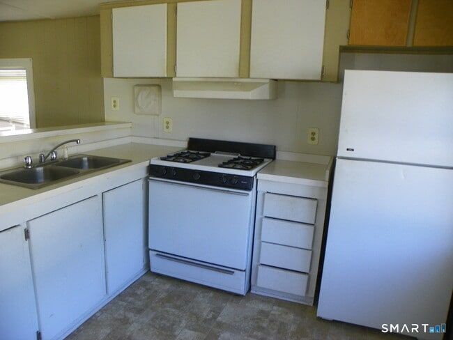 Photo - 11 Woodland Dr