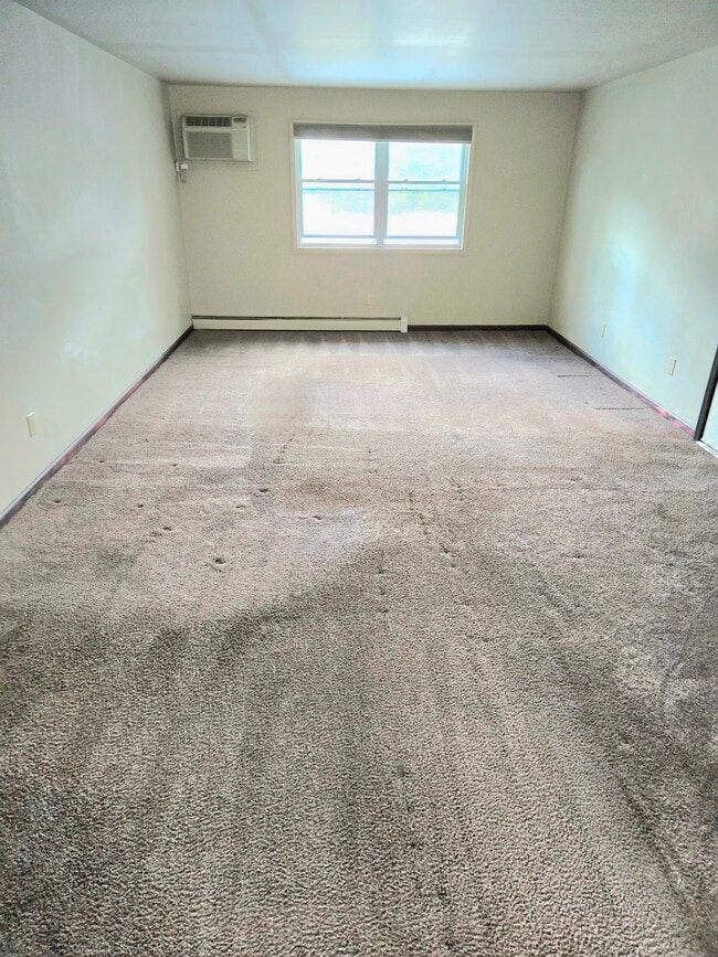 Photo - 8260 Southern Blvd