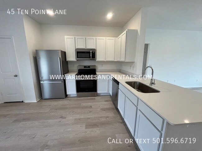 Photo - 45 10 Point Ln