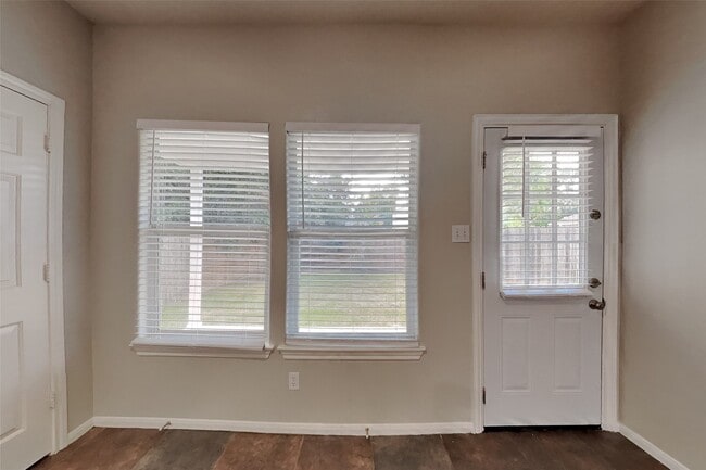 Photo - 25819 Oakridge Forest Ln