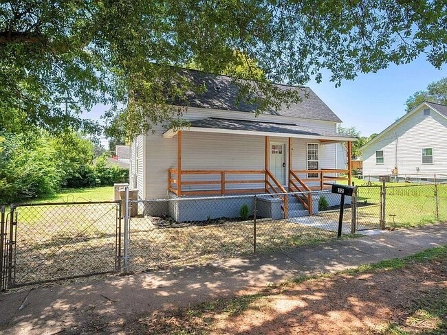 Photo - 32 5th Ave