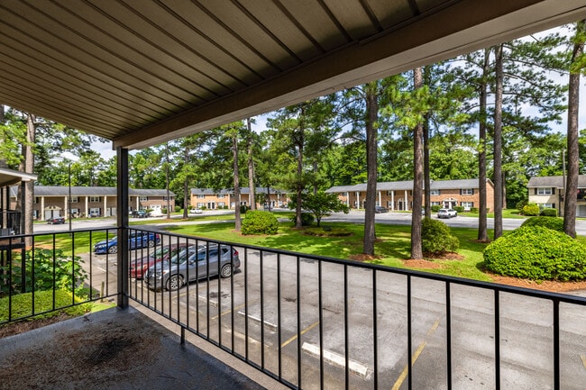 Tryon Estates Apartments