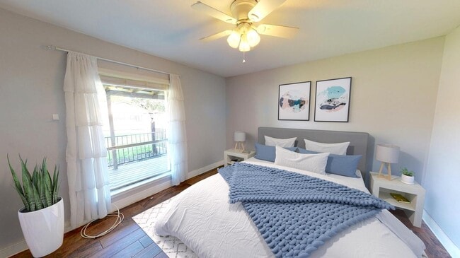 Photo - 204 Monaco Dr
