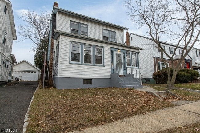 Photo - 1442 Highland Ave