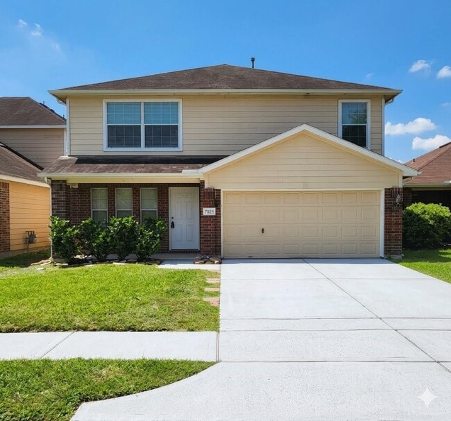 Building Photo - 5707 Saluda Creek Ln