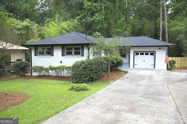Building Photo - 1924 Kenwood Rd SE Rental