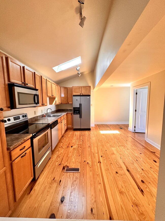 Building Photo - 1301 W Strasburg Rd Unit #1 Rental