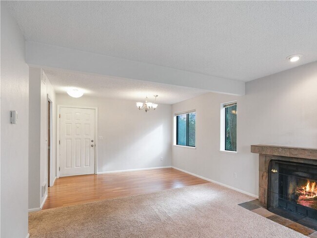 Photo - 2Bd/2Ba Kirkland Condo Unit C201