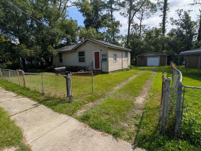 Building Photo - Affordable & Cozy Living at $1,199 Rental