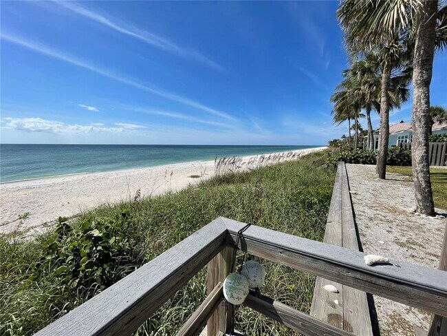 2709 Casey Key Rd
