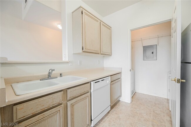 Photo - 7107 S Durango Dr Unit 306