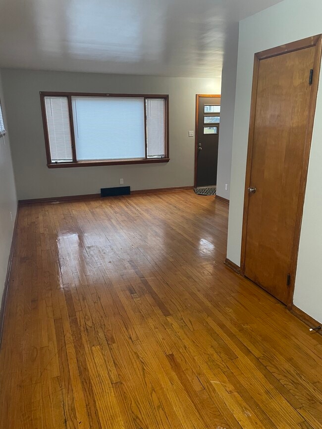 Photo - 1396 Goodyear Blvd Unit 1