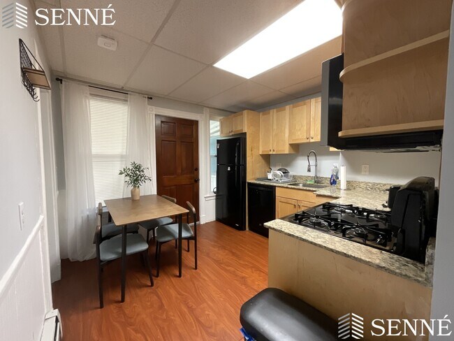 Photo - 8 7th St Unit 8