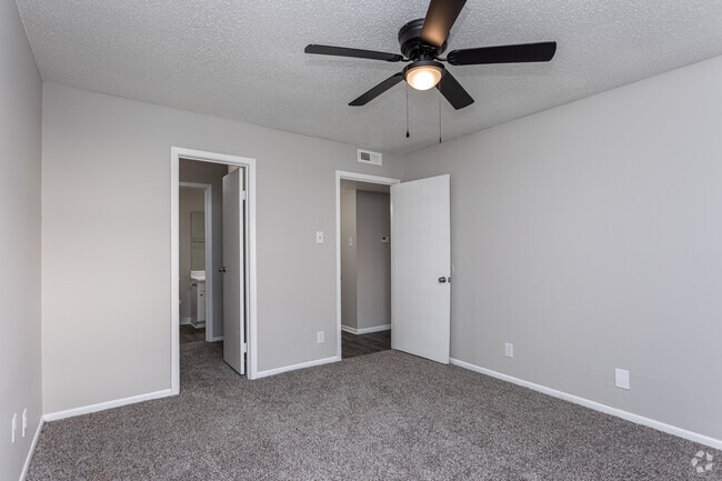 2HAB, 2BA - 982 ft² - Indiandale Apartments