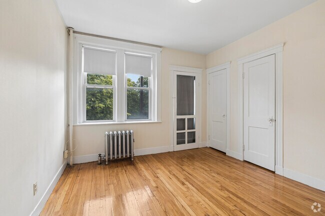 1BR, 1BA - 550SF - Bedroom