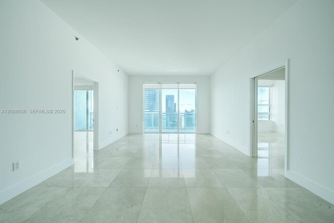 Photo - 950 Brickell Bay Dr Unidad 4805