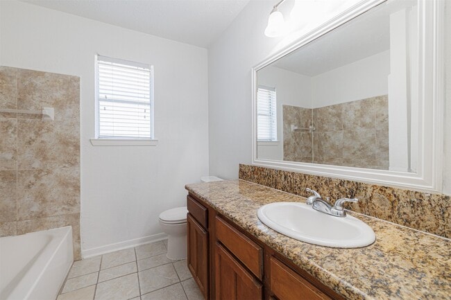 Photo - 16702 Pebbleglen Dr