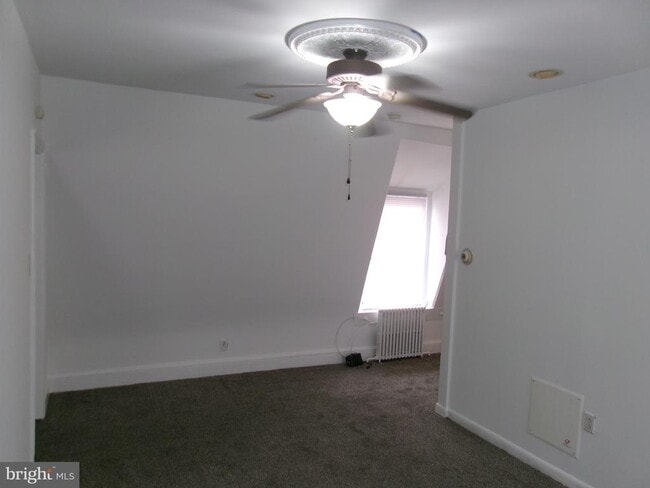 Photo - 306 S 4th St
