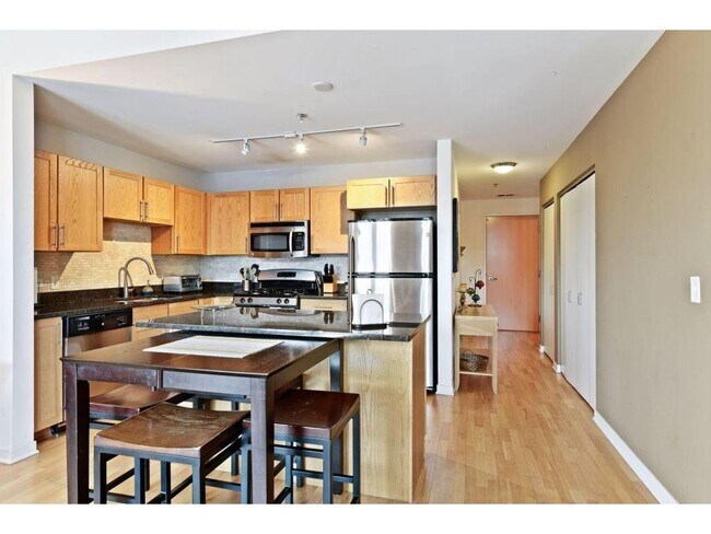 Photo - 929 Portland Ave S Unit 1203