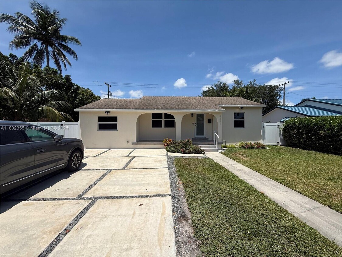 Photo - 6391 SW 39th St (Miami, FL)