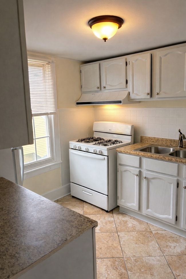 Photo - 39 S Finley Ave Unit 39B