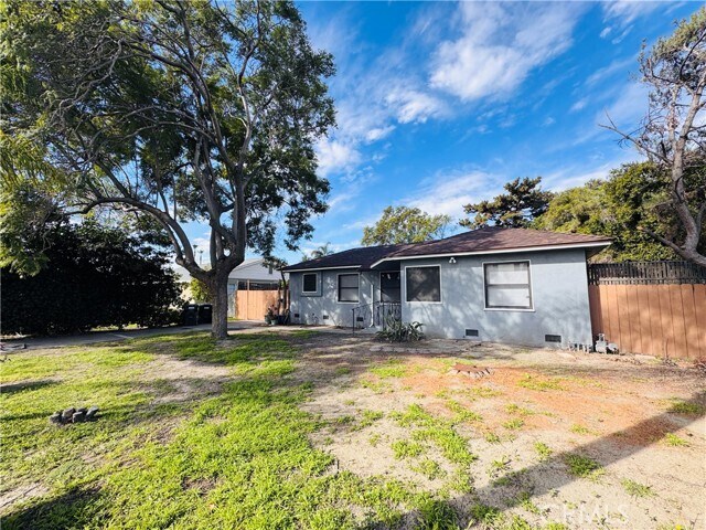 Photo - 6711 Loch Alene Ave