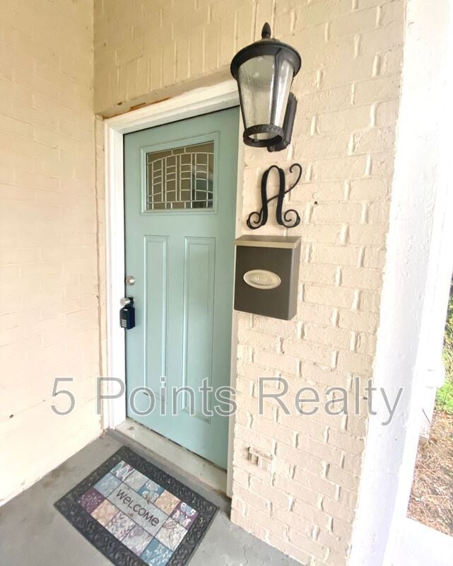 Photo - 315 Grace St