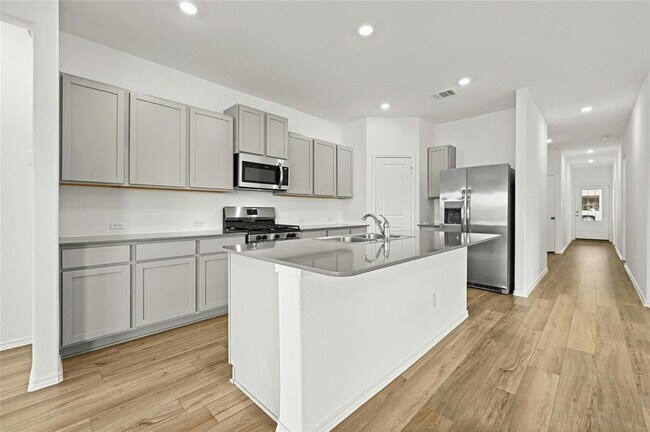 Photo - 2416 Four Waters Lp