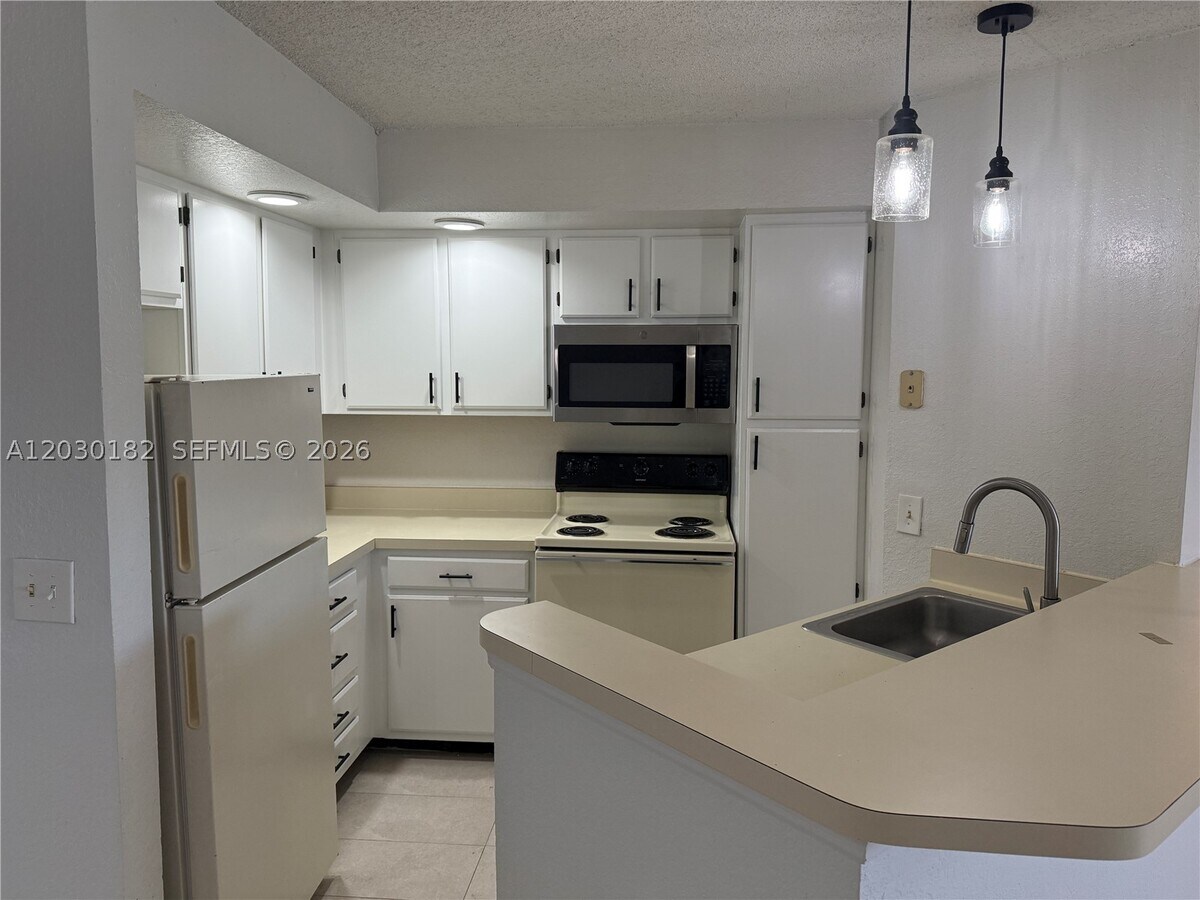 Photo - 3330 Pinewalk Dr N Unit 1623