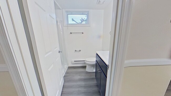 Photo - New Renovated One Bedroom Apartment