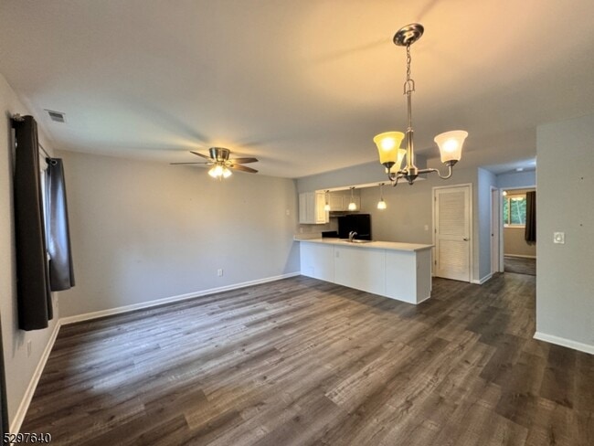 2 Gunstock Dr