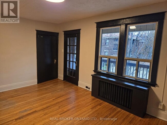 Photo - 4 Hyde Park Ave Unit 10