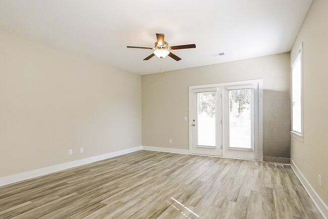 Photo - 1421 Feldspar Ct