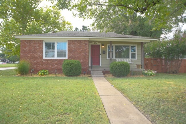 Building Photo - 10 S 106th E Pl Rental