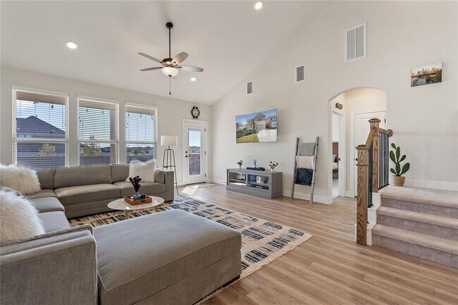 Photo - 156 Janelle Ln