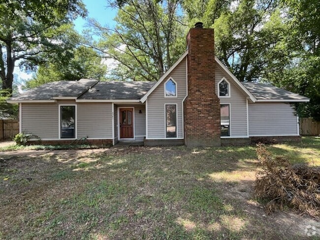 Building Photo - Renovated 3 Bedroom 2 Bath Home for Rent!