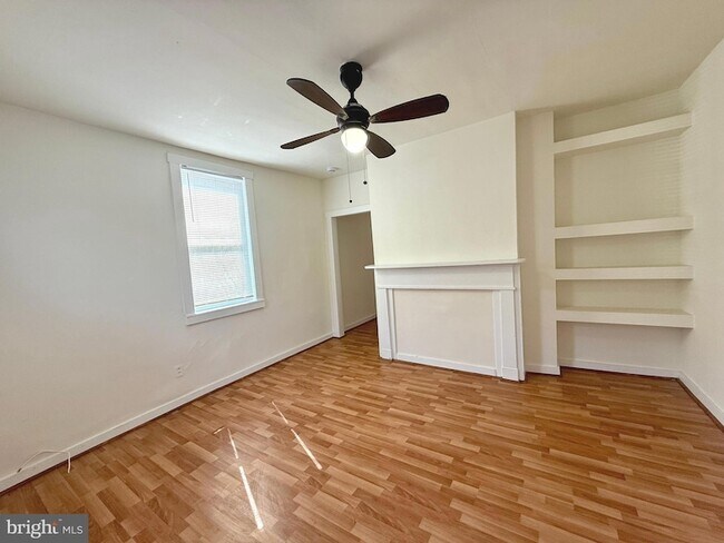 Photo - 3632 Ash St