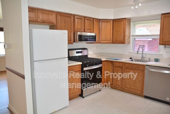Photo - 1714 Loney St