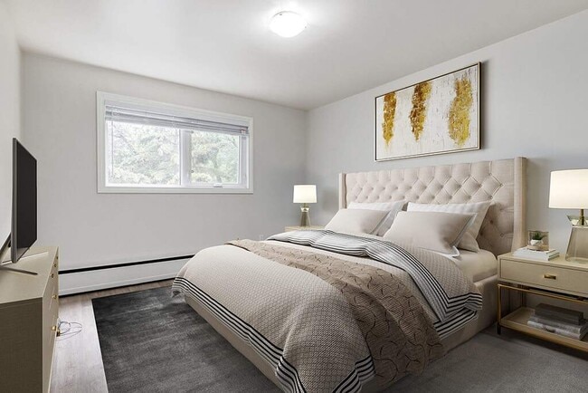 Photo - Crestwood Apartments