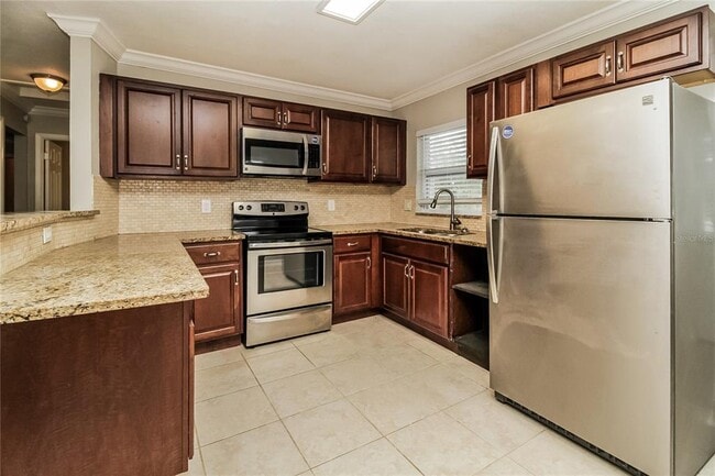 Photo - 701 Palm Springs Dr