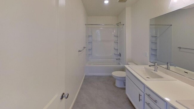 Photo - 710 Jessie Dr