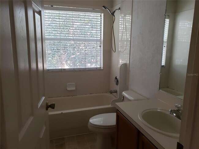 Photo - 3051 Ashland Ln N